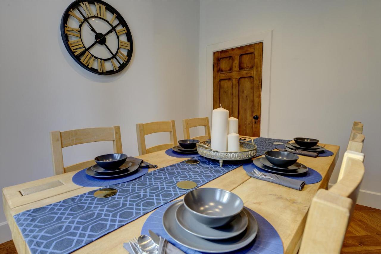 The Old Vicarage - Secure Parking, Fast Wifi, Garden Villa Leeds  Bagian luar foto