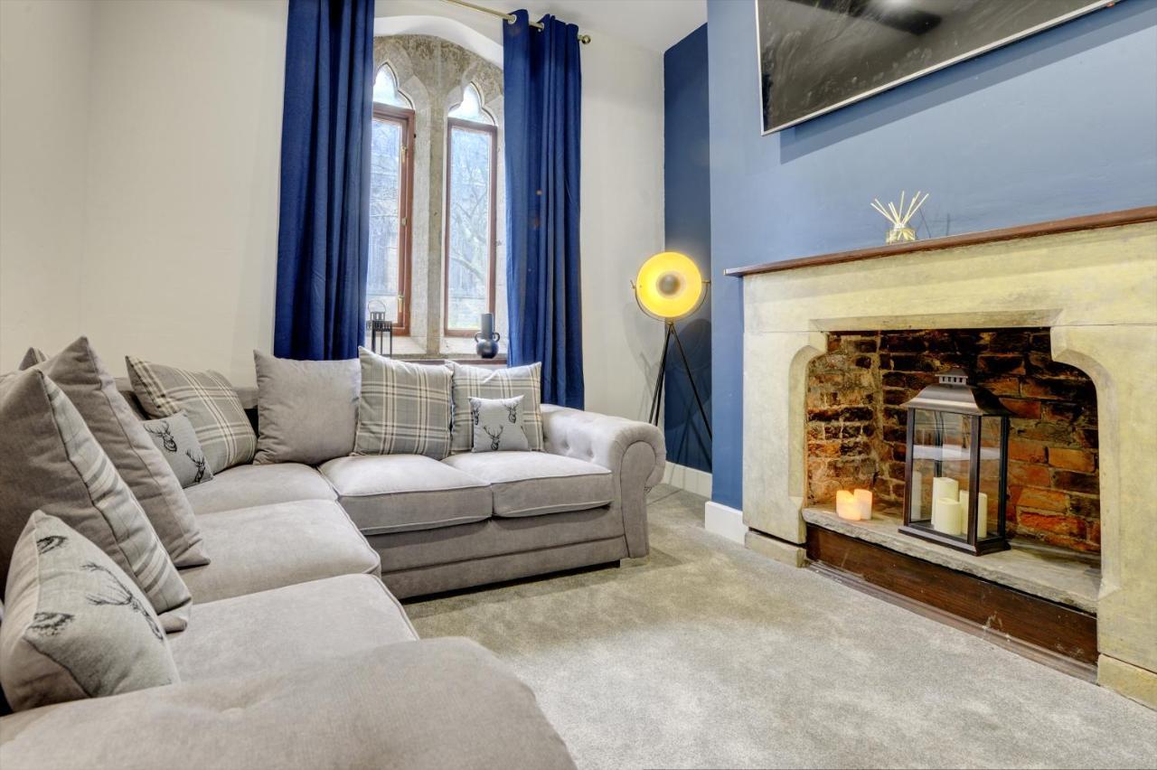 The Old Vicarage - Secure Parking, Fast Wifi, Garden Villa Leeds  Bagian luar foto