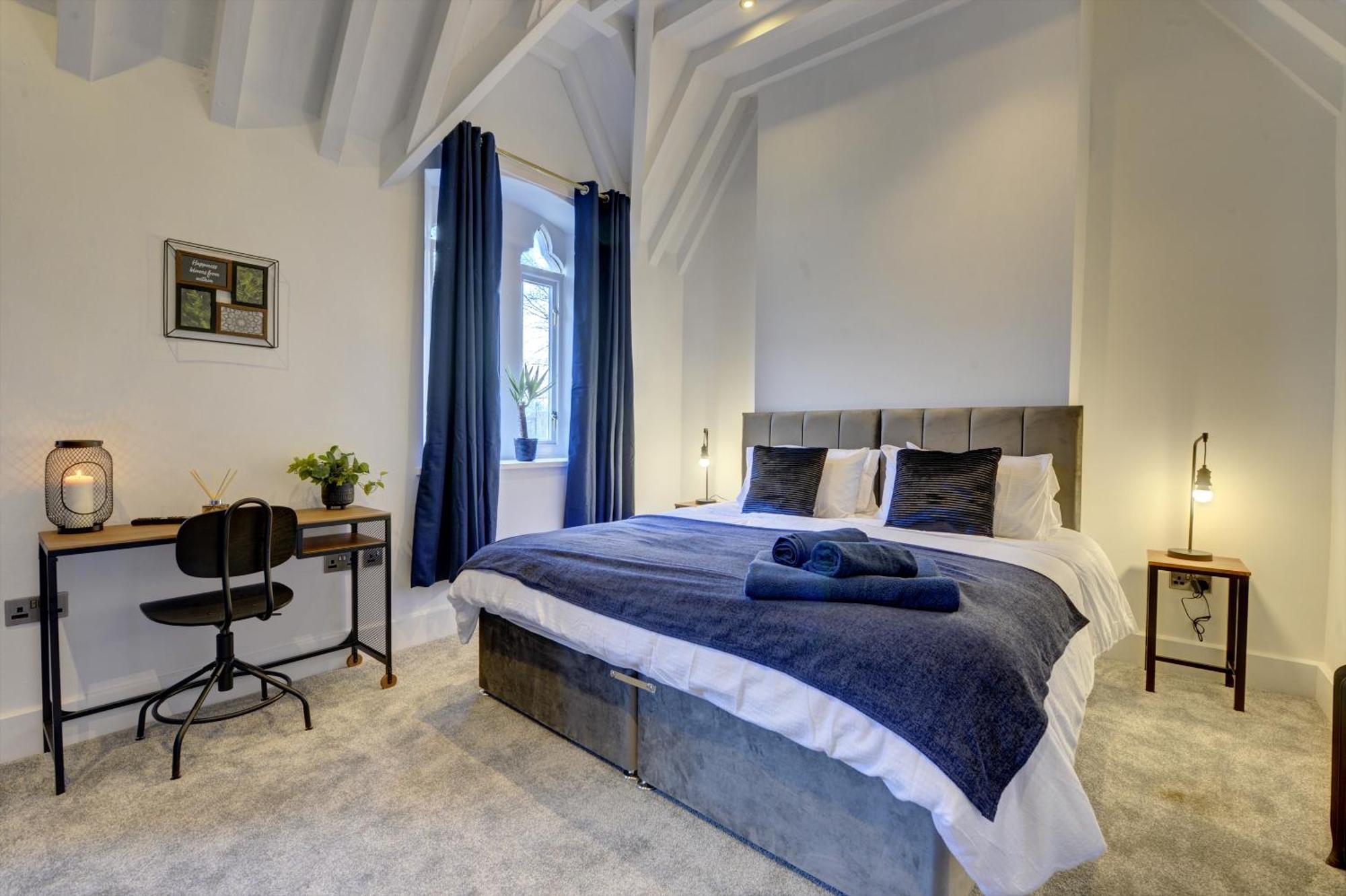 The Old Vicarage - Secure Parking, Fast Wifi, Garden Villa Leeds  Bagian luar foto