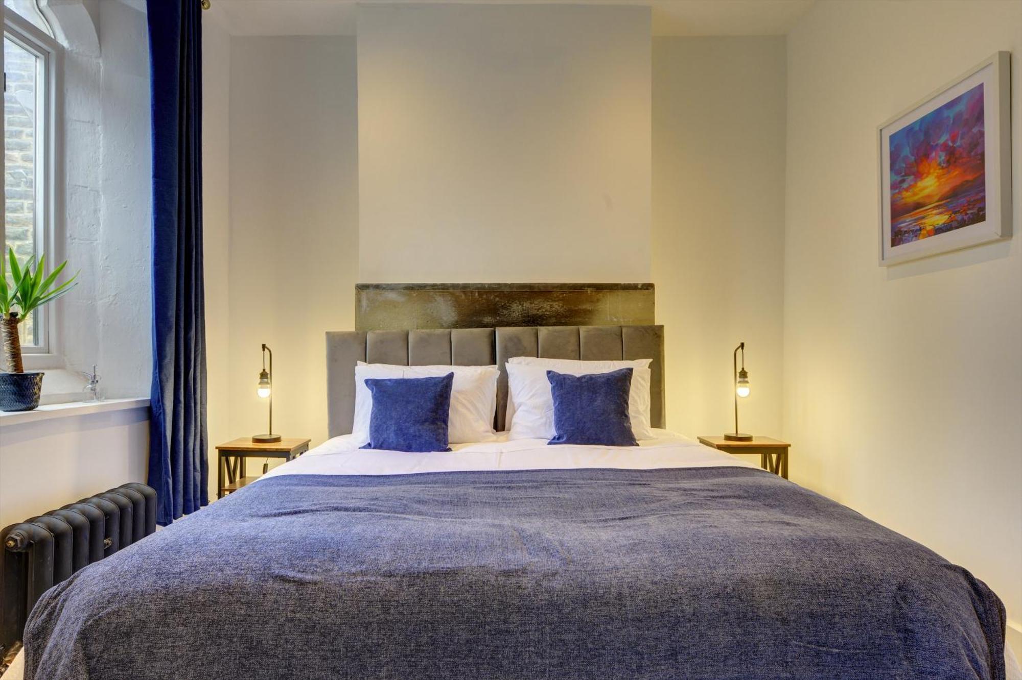 The Old Vicarage - Secure Parking, Fast Wifi, Garden Villa Leeds  Bagian luar foto