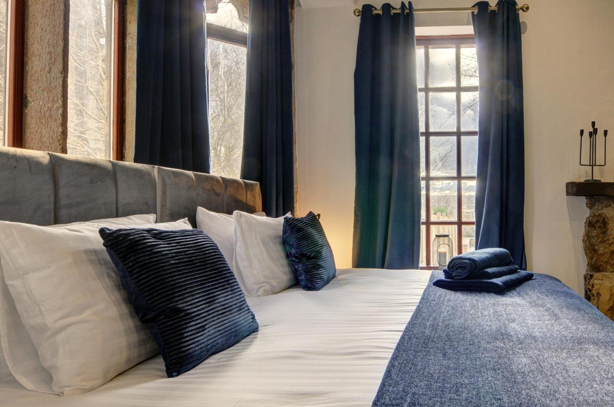 The Old Vicarage - Secure Parking, Fast Wifi, Garden Villa Leeds  Bagian luar foto